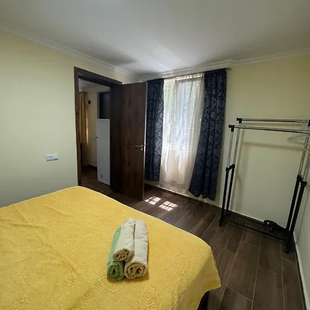 Home Apartments Batumi Exterior photo