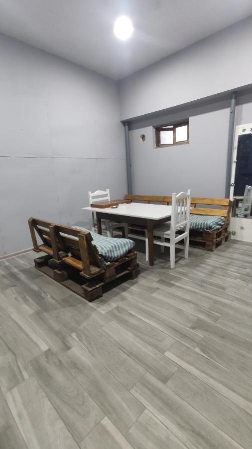 Home Apartments 公寓