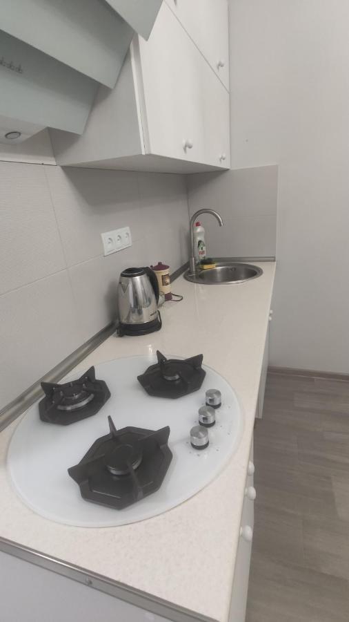 Home Apartments *