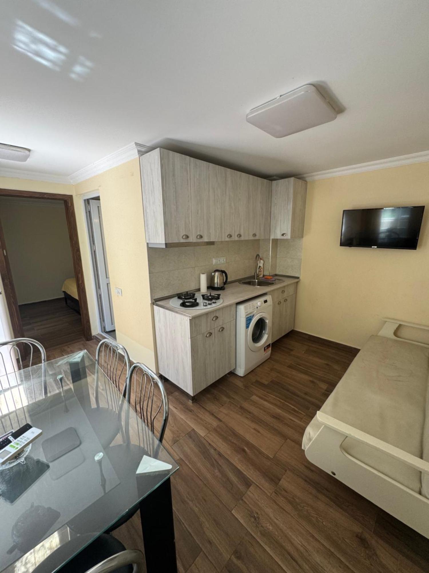 Home Apartments 公寓